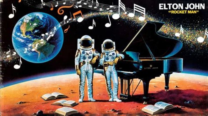 Did Van Morrison cover dancing in the moonlight?