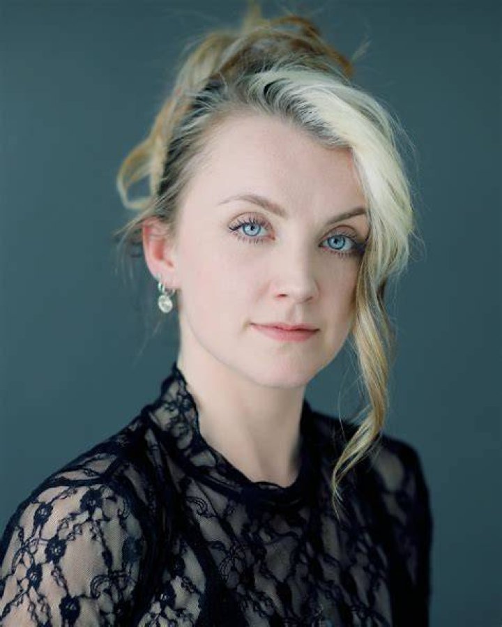 Evanna Lynch Net Worth