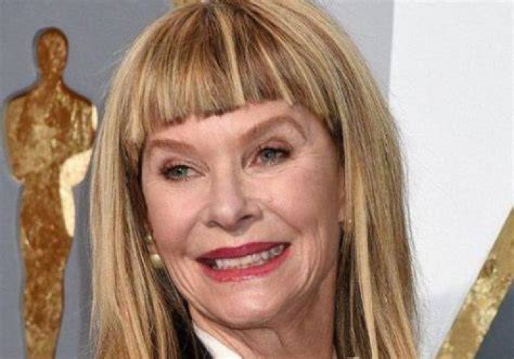 Kate Capshaw Bra Size, Age, Weight, Height, Measurements